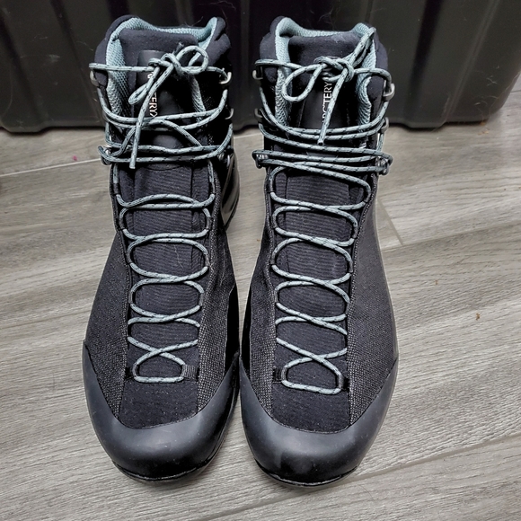 NEW ARCTERYX men's size 13 ACRUX TR GTX boots - Picture 5 of 11